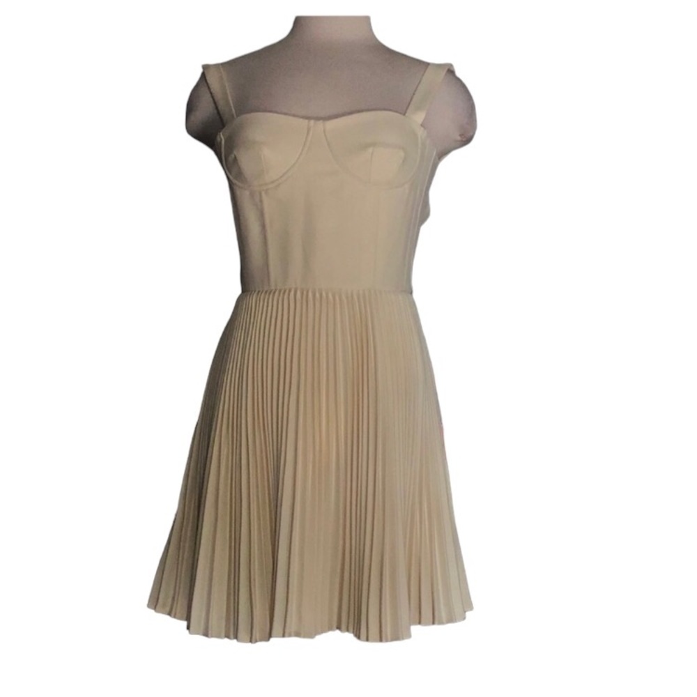 Momoshero Dress Size XS - Picture 6 of 14